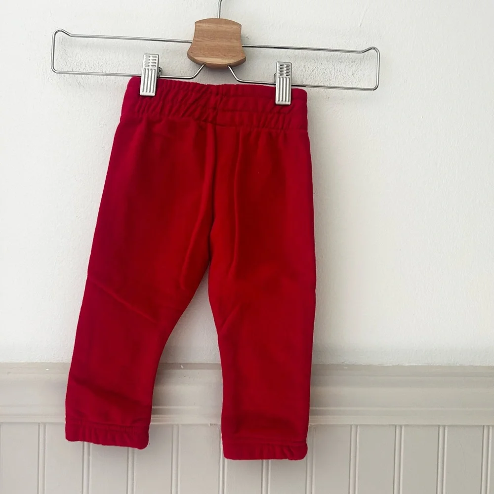 ⭐️ NEW Disney Baby 12 Months Red Christmas Matching Set